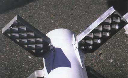 r-77_tail.jpg