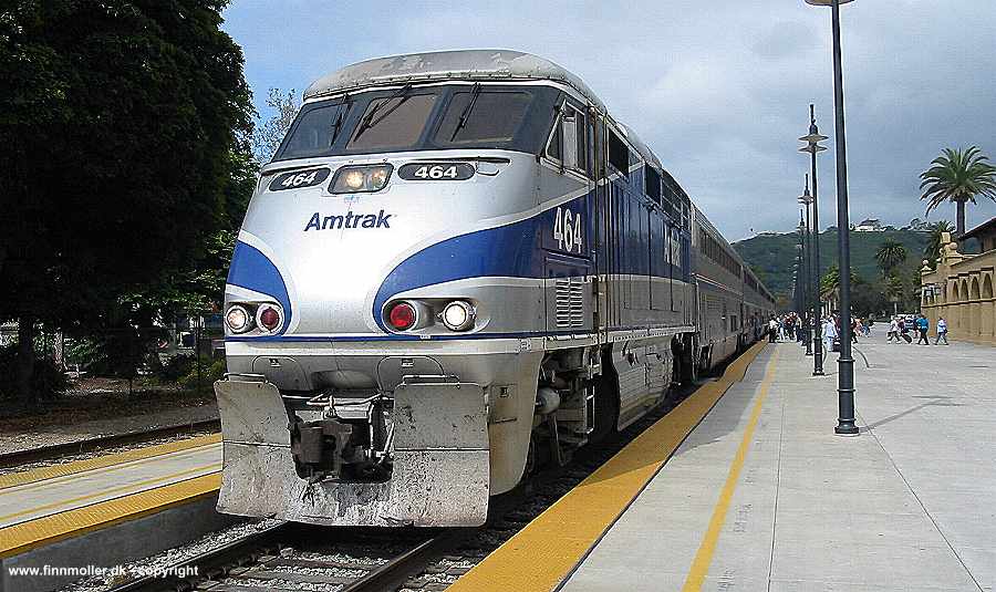 amtrak464-02.jpg