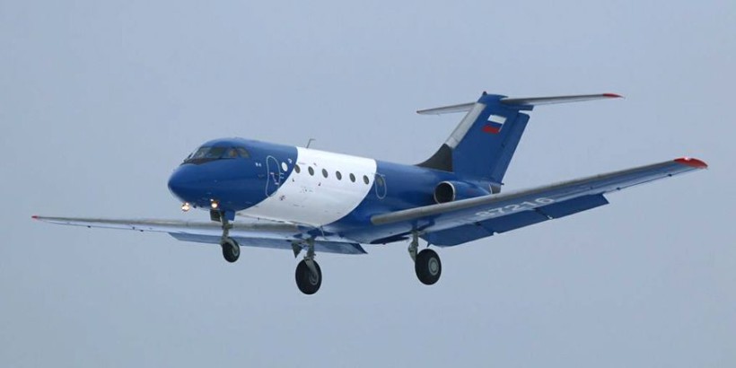 yak-40_2-820x410.jpg