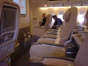 Seat-777-econ2.jpg