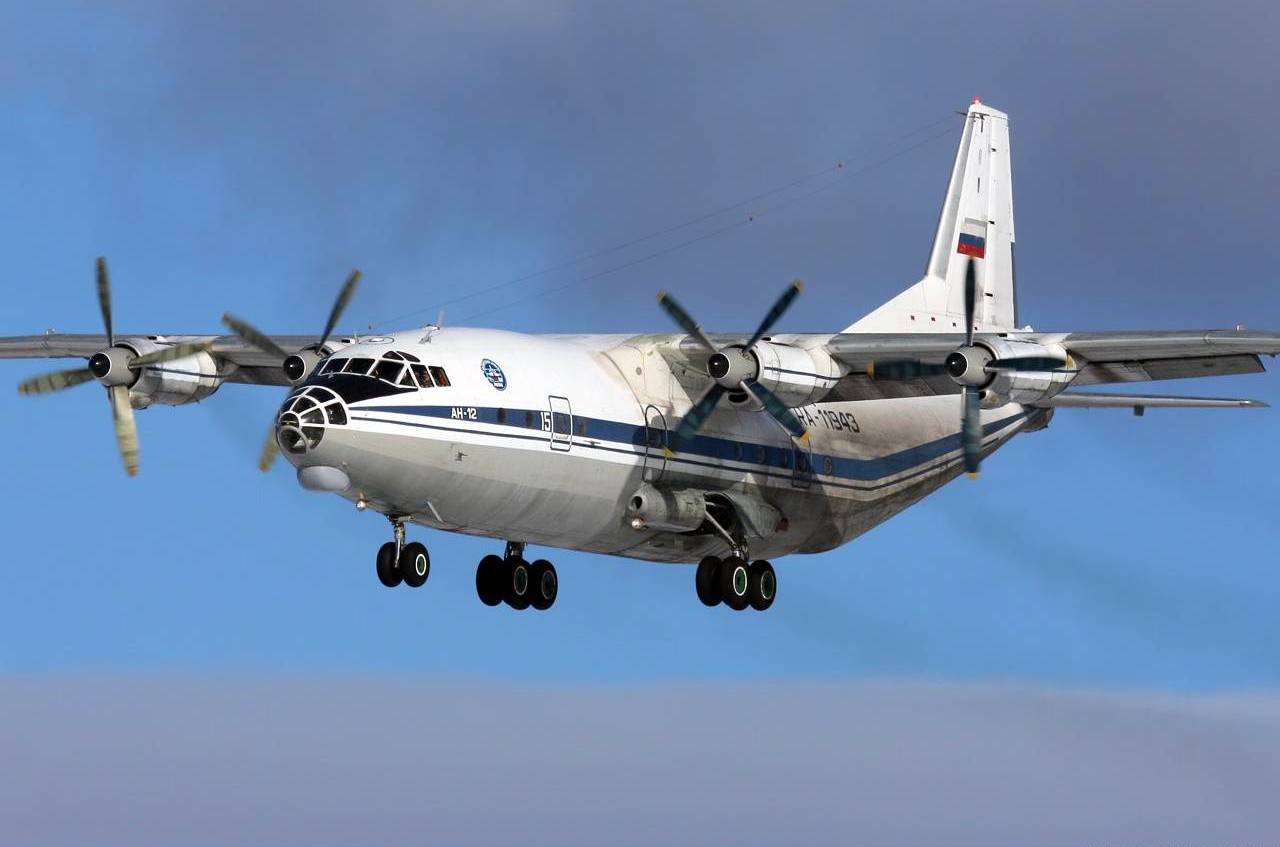 Perevozka-AN-12.jpg